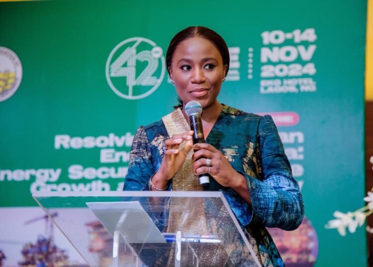 Power Sector: Presidential Debt Reduction Programme Kicks Off With ₦1.23tn Bond Issue